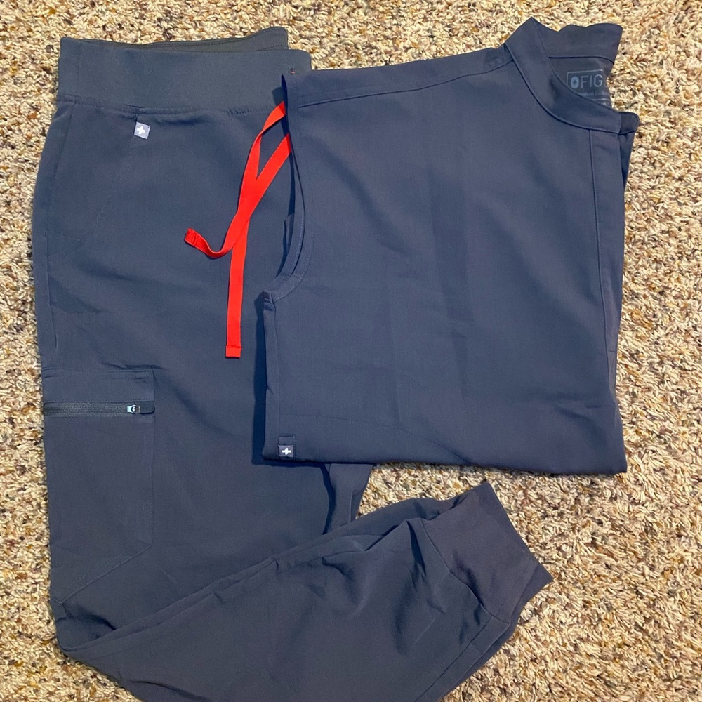 FIGS Scrubs set - Ltd ed. CHARCOAL - Both sz L - ZAMORA and RAFAELA styles